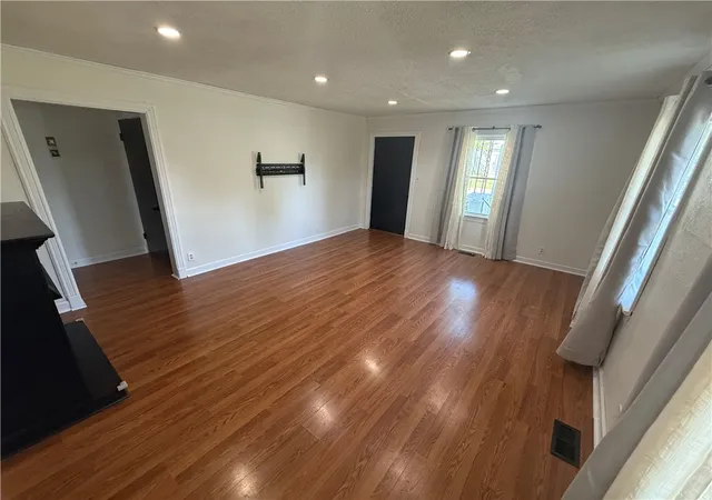 4th image of 132 S Mcconnell, Joplin, MO 64801 | MLS# 1342490