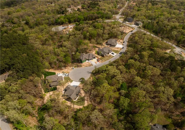 3rd image of 9 Glen Elgin Ct, Bella Vista, AR 72715 | MLS# 1342381