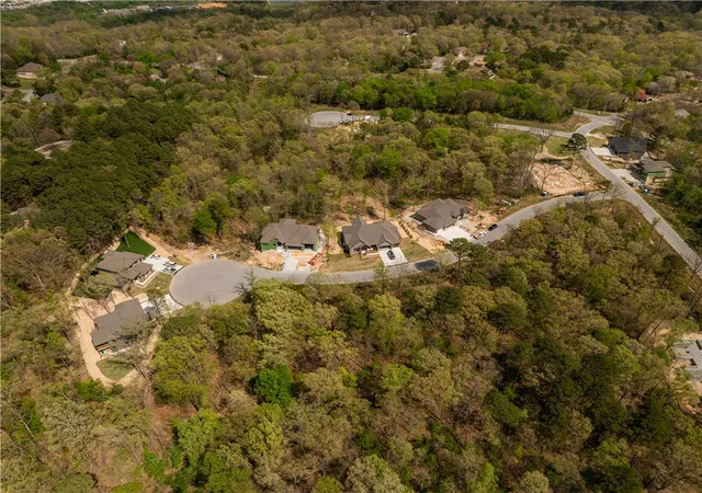 4th image of 9 Glen Elgin Ct, Bella Vista, AR 72715 | MLS# 1342381