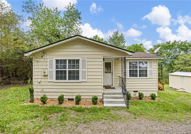 3rd image of 805 Ray Rd, Clarksville, AR 72830 | MLS# 1342405