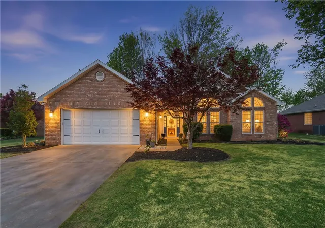 39th image of 316 Center Dr, Lowell, AR 72745 | MLS# 1342556