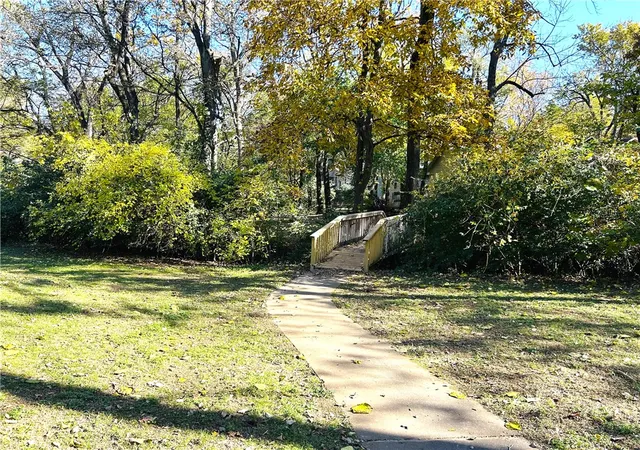 19th image of 2059 N Kantz Ln, Fayetteville, AR 72703 | MLS# 1342177