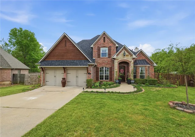 1st image of 323 Saint James Ave, Springdale, AR 72764 | MLS# 1342591