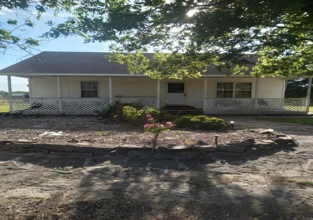 Homes for sale in Lincoln, AR | 11109 S Old Cincinnati Rd, Lincoln, AR 72744 | MLS# 1342713