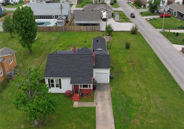 Homes for sale in Rogers, AR | 1112 10Th St, Rogers, AR 72756 | MLS# 1342784