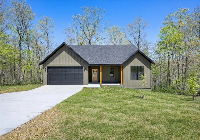 1st image of 289 Kinross Dr, Bella Vista, AR 72715 | MLS# 1342789