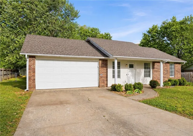 5th image of 228 Samuel Pl, Farmington, AR 72730 | MLS# 1342827
