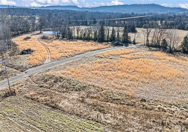 Photo 3 of Land for sale at 77 Round Rock Rd, Russellville, AR 72802 | MLS# 1342856 | Listing updated on 2026-04-17