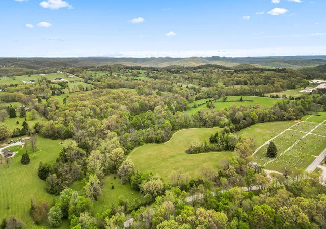 Photo 5 of House for sale at 259 Acres Ar 127 Hwy, Rogers, AR 72732 | MLS# 1342795 | Listing updated on 2026-06-01