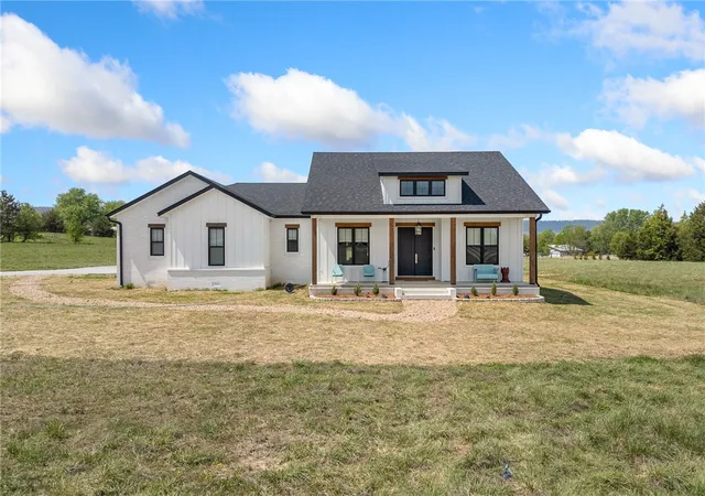Homes for sale in Harrison, AR | 10046 Hwy 206, Harrison, AR 72601 | MLS# 1342855