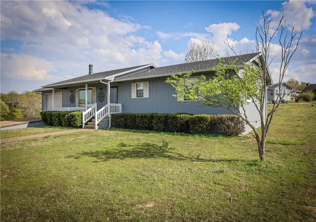 3rd image of 21 Appaloosa Dr, Holiday Island, AR 72631 | MLS# 1342915