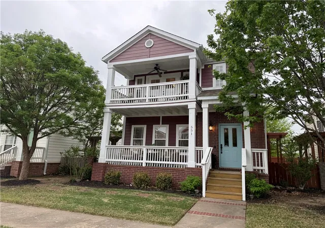2nd image of 551 N Tennyson Ln, Fayetteville, AR 72704 | MLS# 1342914