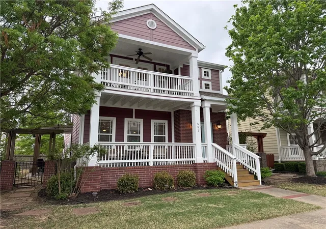 3rd image of 551 N Tennyson Ln, Fayetteville, AR 72704 | MLS# 1342914