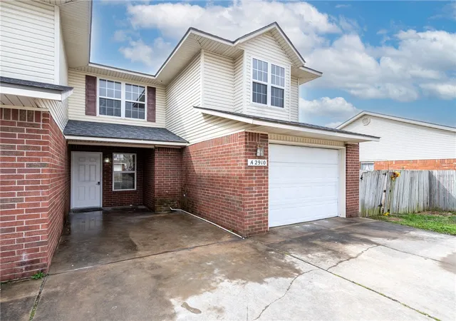 2nd image of 2910 Dawn Ct, Siloam Springs, AR 72761 | MLS# 1342223