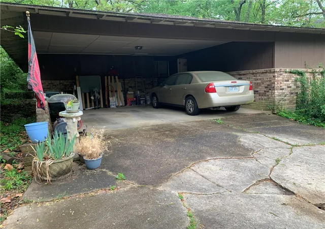 Homes for sale in Fayetteville, AR | 1637 E Hammond St, Fayetteville, AR 72701 | MLS# 1342904