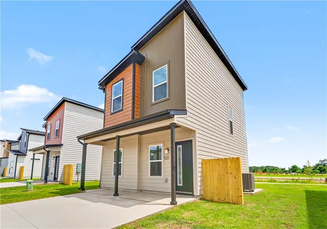 2nd image of 521 Solar St, Bentonville, AR 72713 | MLS# 1342978