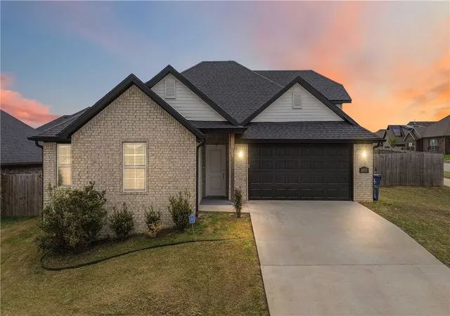 Homes for sale in Bentonville, AR | 6003 Sw Peaceful Ave, Bentonville, AR 72713 | MLS# 1343005
