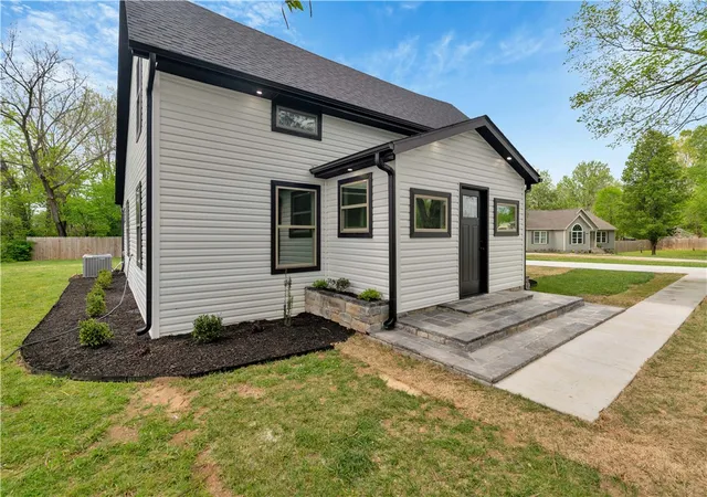 1st image of 5808 S Cardwell Rd, Fayetteville, AR 72704 | MLS# 1342945