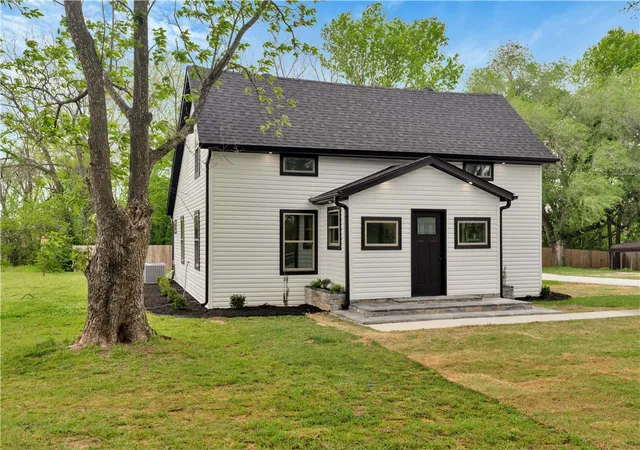 4th image of 5808 S Cardwell Rd, Fayetteville, AR 72704 | MLS# 1342945