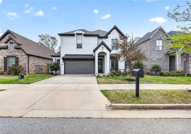 Homes for sale in Bentonville, AR | 2507 Sw Hampton Ave, Bentonville, AR 72713 | MLS# 1342723