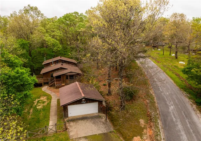 Homes for sale in Fayetteville, AR | 16184 Hickory Dr, Fayetteville, AR 72704 | MLS# 1343144