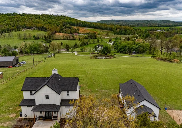2nd image of 22556 & 22558 Mason Rd, Fayetteville, AR 72703 | MLS# 1343146