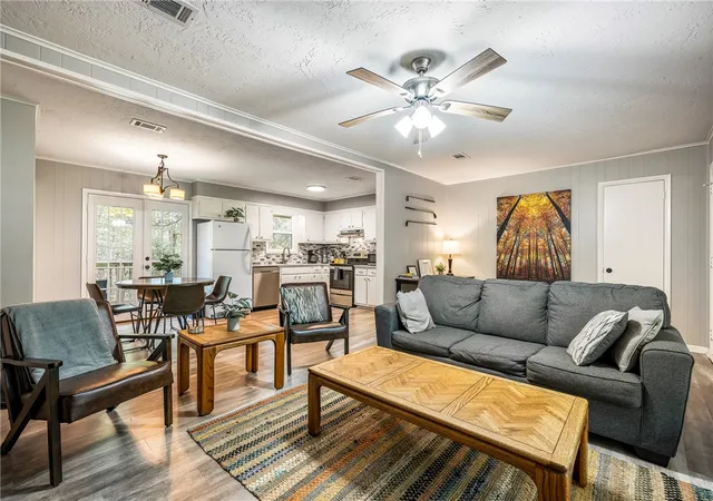 3rd image of 13 Mobray Ln, Bella Vista, AR 72714 | MLS# 1343257