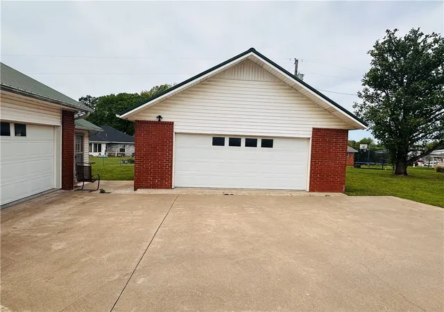 4th image of 903 Acorn St, Huntsville, AR 72740 | MLS# 1343007