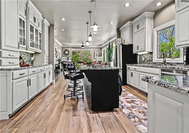 1st image of 1 Hedges Cir, Bella Vista, AR 72715 | MLS# 1343040