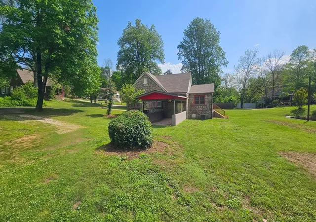 3rd image of 702 W Newman Ave, Harrison, AR 72601 | MLS# 1343355