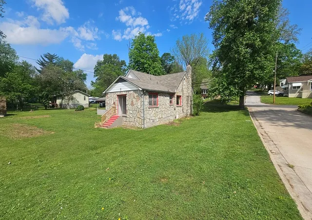 5th image of 702 W Newman Ave, Harrison, AR 72601 | MLS# 1343355