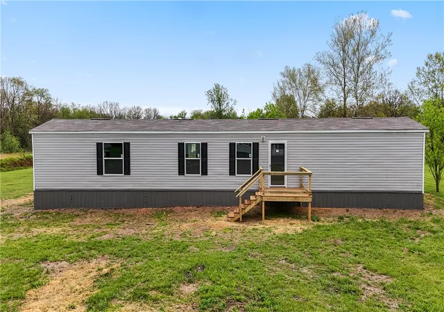 Photo 1 of Sale Pending at 10201 N Main, Cassville, MO 65625 | MLS# 1343357 | Listing updated on 2026-07-20