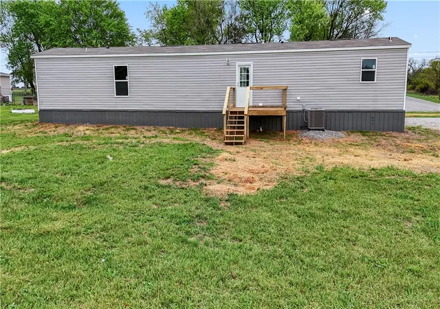 Photo 4 of Sale Pending at 10201 N Main, Cassville, MO 65625 | MLS# 1343357 | Listing updated on 2026-07-20