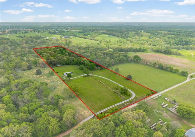 2nd image of 20609 Russell Corner Rd, Gravette, AR 72736 | MLS# 1343300