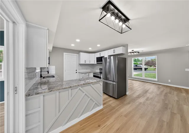 Photo 3 of Single family home for sale at 2107 Douglas St, Bentonville, AR 72712 | MLS# 1343596 | Listing updated on 2026-07-23