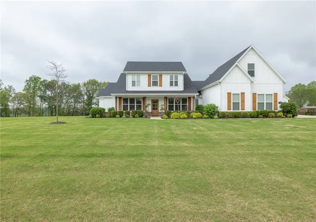 3rd image of 1423 River Point Rd, Fayetteville, AR 72703 | MLS# 1343454