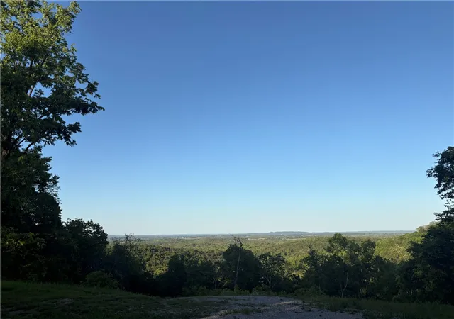 Homes for sale in Eureka Springs, AR | 16 & 18 Summit Dr, Eureka Springs, AR 72631 | MLS# 1343544