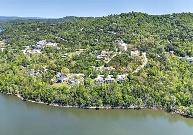 22nd image of 45 Blue Water Dr, Holiday Island, AR 72631 | MLS# 1343589