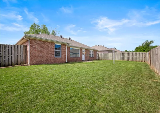 21st image of 3900 Sw Carriageway Ave, Bentonville, AR 72712 | MLS# 1342613