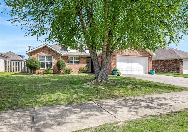 3rd image of 3900 Sw Carriageway Ave, Bentonville, AR 72712 | MLS# 1342613