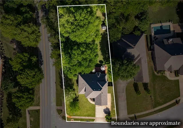 Homes for sale in Fayetteville, AR | 3088 Dorchester Dr, Fayetteville, AR 72703 | MLS# 1343794