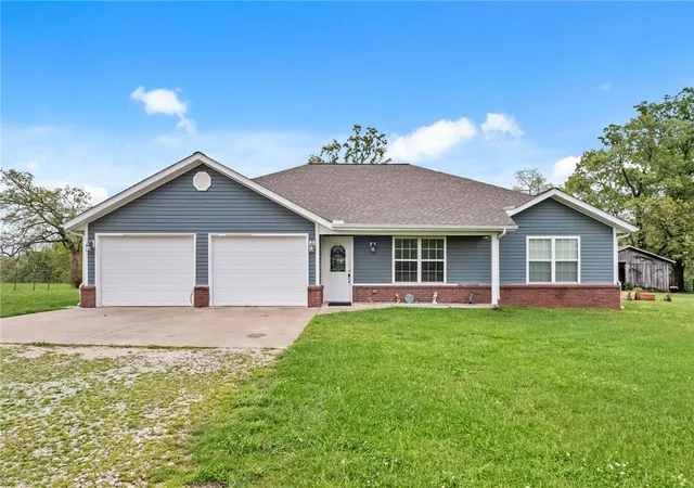 Homes for sale in Garfield, AR | 15798 Smith Ridge Rd, Garfield, AR 72732 | MLS# 1343667
