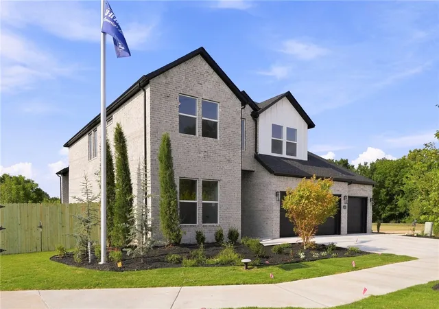 Photo 2 of Single family home for sale at 547 Renley St, Tontitown, AR 72762 | MLS# 1343969 | Listing updated on 2026-09-17
