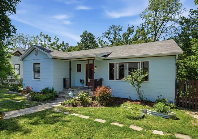 1st image of 115 Wall St, Eureka Springs, AR 72632 | MLS# 1343956