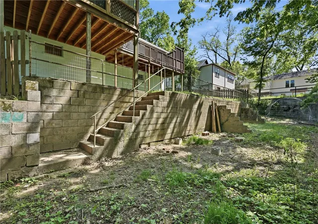 34th image of 115 Wall St, Eureka Springs, AR 72632 | MLS# 1343956
