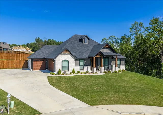 Homes for sale in Van Buren, AR | 2809 Leonards Wy, Van Buren, AR 72956 | MLS# 1344011