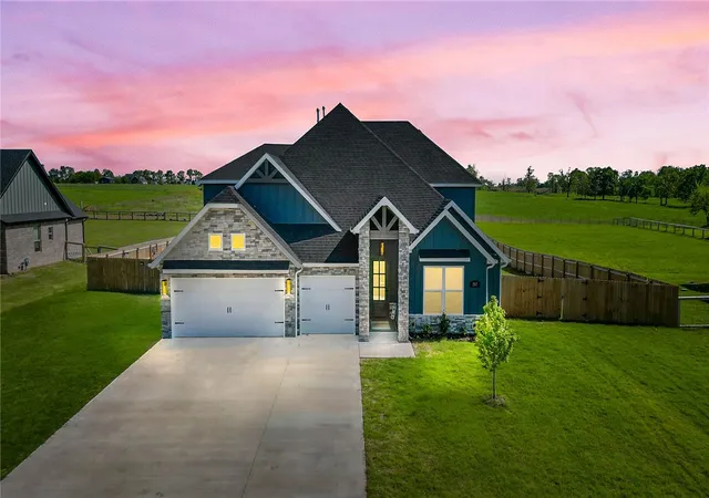 1st image of 207 Jenna Ln, Gravette, AR 72736 | MLS# 1343922