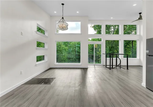 4th image of 20960 Lakeshore Dr, Springdale, AR 72764 | MLS# 1343806