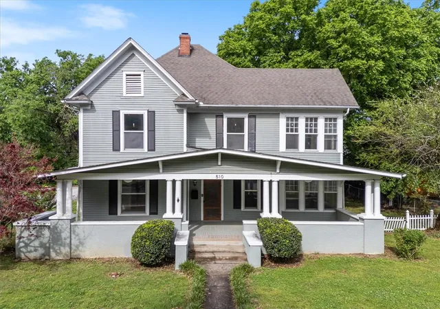 1st image of 510 N Mount Olive St, Siloam Springs, AR 72761 | MLS# 1343773