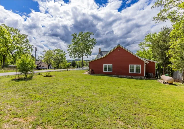 22nd image of 3 Leatherwood Dr, Holiday Island, AR 72631 | MLS# 1343829